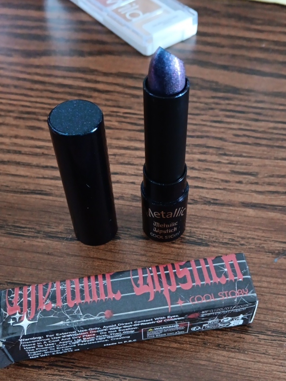 Cool Story Metallic Shimmery Purple Lipstick